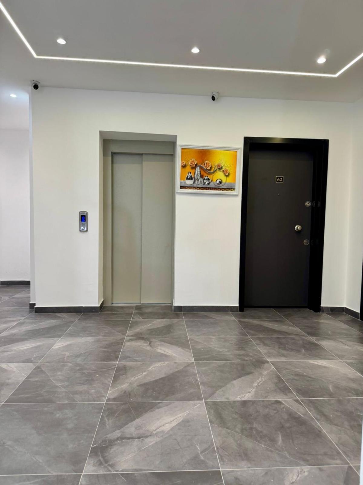 Antoni Apartament Shëngjin